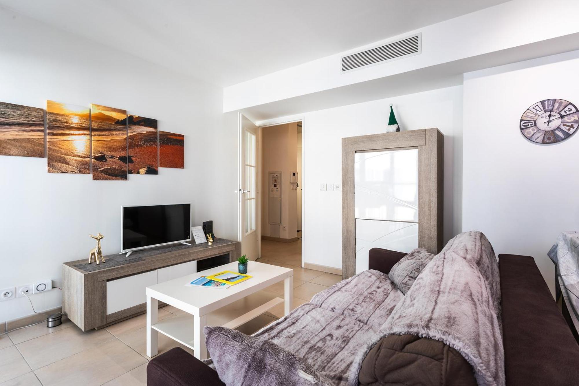 Apartment Jardins Massena Ap4088 Nice, By Riviera Homes